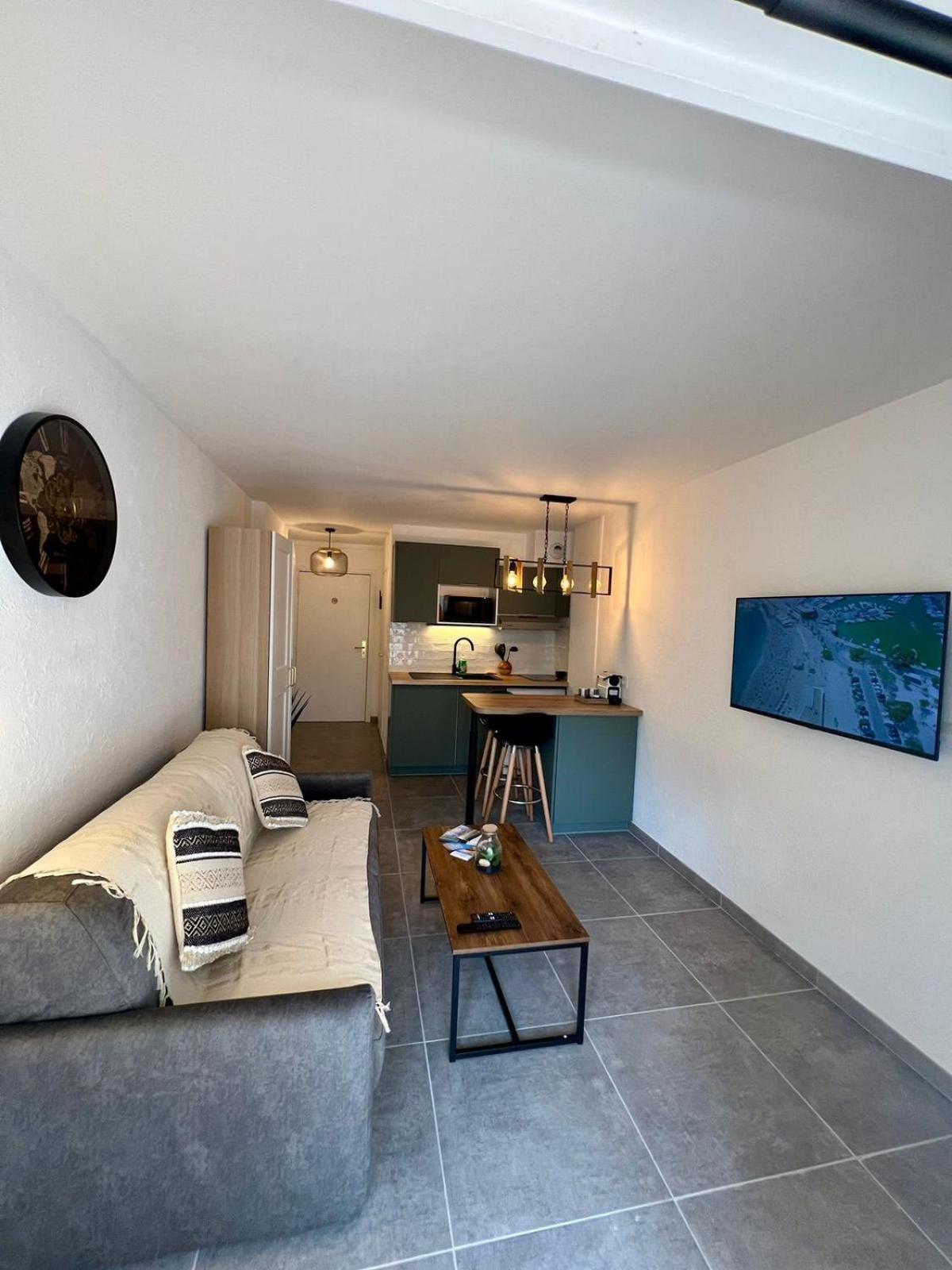 Studio Climatise, Cosy Et Calme Au Centre Ville Antibes Extérieur photo