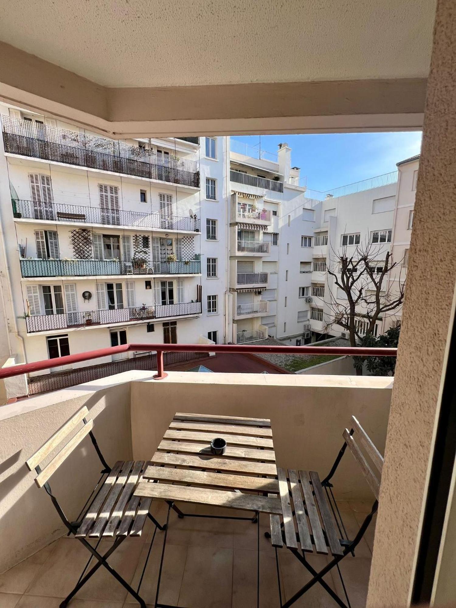 Studio Climatise, Cosy Et Calme Au Centre Ville Antibes Extérieur photo
